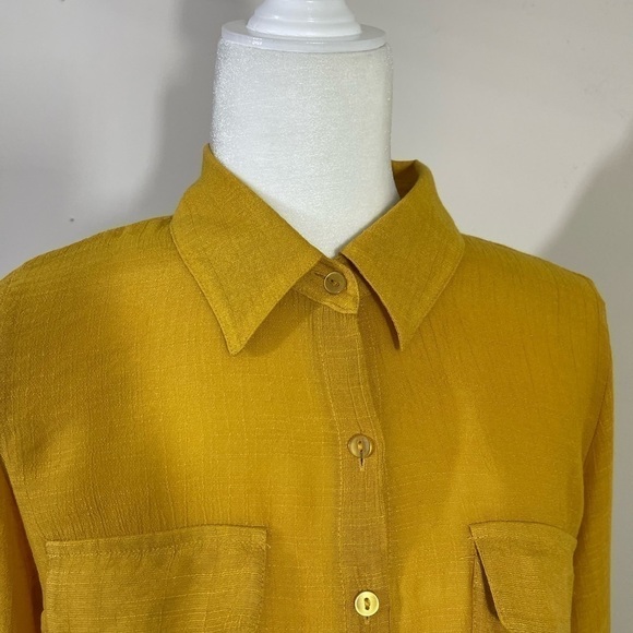 By & By sz sm shirt golden looks liken a textured linen without the wrinkles - Picture 2 of 12